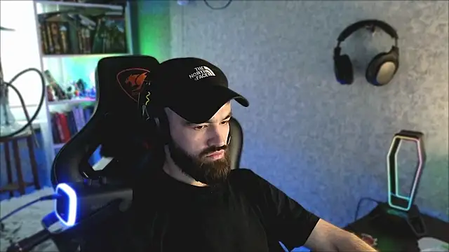 Snapshot of _Mostly_ chatting on 03.06.26 Mostly online show from 03.06.26