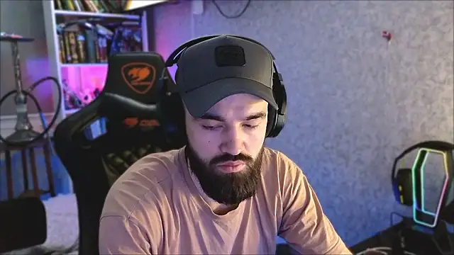 Snapshot of _Mostly_ chatting on 03.08.26 Mostly online show from 03.08.26