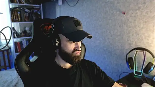 Snapshot of _Mostly_ chatting on 03.15.26 Mostly online show from 03.15.26