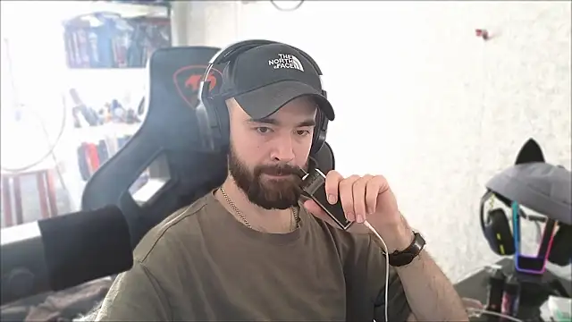 Snapshot of _Mostly_ chatting on 03.29.26 Mostly online show from 03.29.26