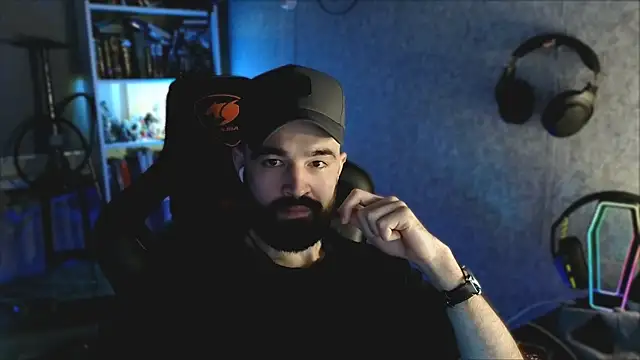 Snapshot of _Mostly_ chatting on 04.12.26 Mostly online show from 04.12.26