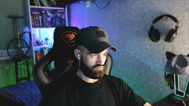 Snapshot of _Mostly_ chatting on 04.15.26 Mostly online show from 04.15.26