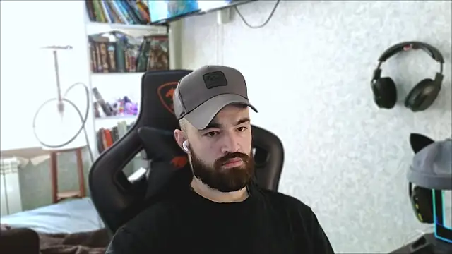 Snapshot of _Mostly_ chatting on 04.16.26 Mostly online show from 04.16.26