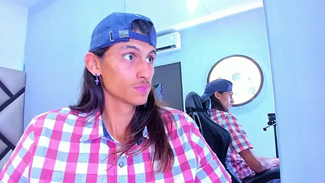 Snapshot of Noha-Smith chatting on 02.03.26 Noha-Smith online show from 02.03.26