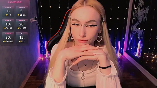 Snapshot of crybambi chatting on 03.21.26 crybambi online show from 03.21.26