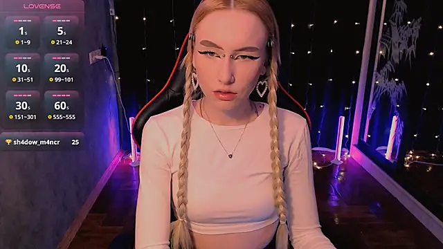 Snapshot of crybambi chatting on 03.23.26 crybambi online show from 03.23.26