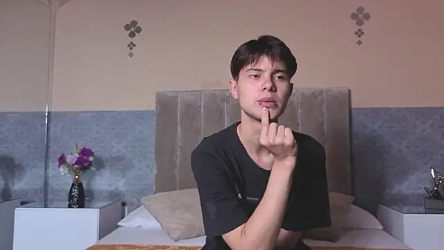 Derek Sinn online show from 02.13.26