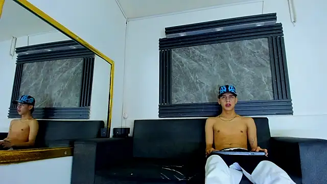 Snapshot of Dominic_26 chatting on 02.05.26 Dominic 26 online show from 02.05.26