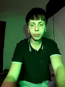 Snapshot of sableye21 chatting on 04.11.26 sableye21 online show from 04.11.26