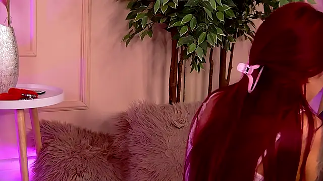 CrystalRedd online show from 03.04.26