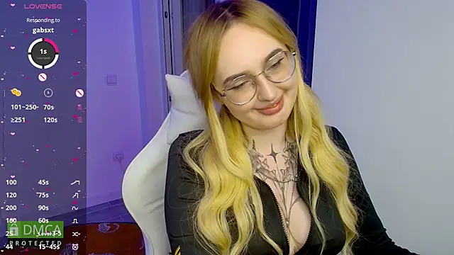 AdeLuna online show from 05.28.26