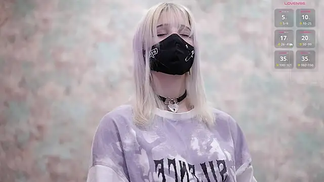 Yunakiss online show from 02.24.26