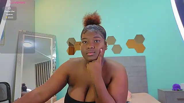 DanielaGil7 online show from 03.31.26