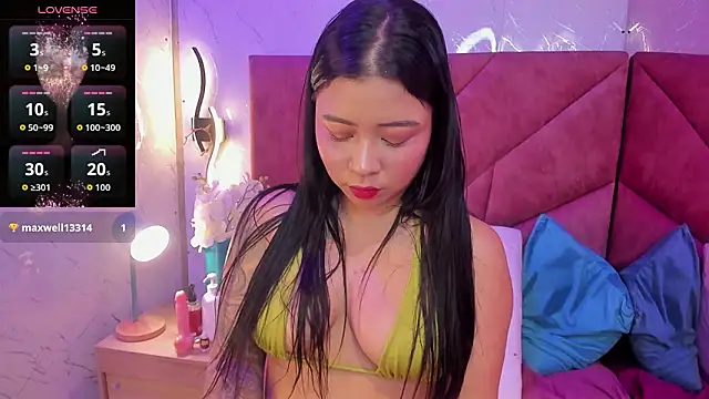 AriannaFoxxy online show from 03.10.26