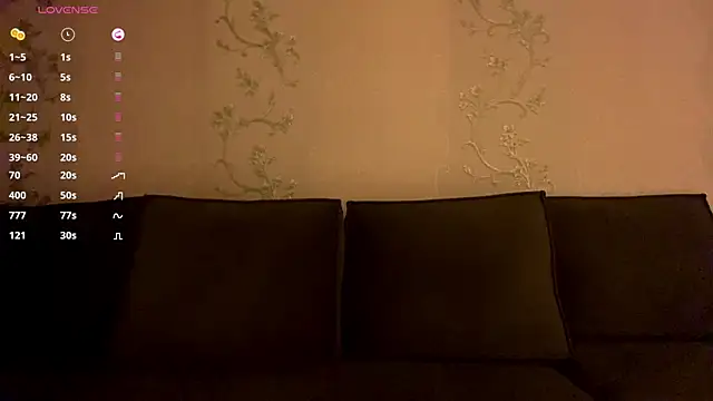 Snapshot of axin_burnell chatting on 07.20.26 axin burnell online show from 07.20.26