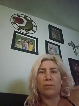 Icequeen1981 online show from 02.02.26