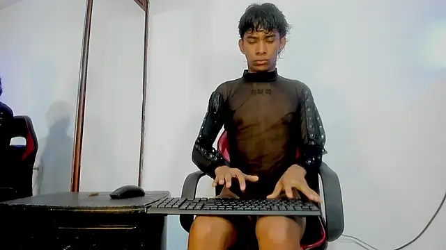 Snapshot of JERO_TEASE_S7S chatting on 02.24.26 JERO TEASE S7S online show from 02.24.26