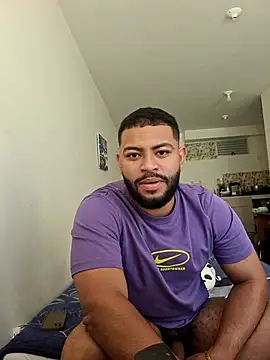 Snapshot of KLEYTON33 chatting on 02.10.26 KLEYTON33 online show from 02.10.26