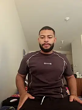 Snapshot of KLEYTON33 chatting on 02.28.26 KLEYTON33 online show from 02.28.26