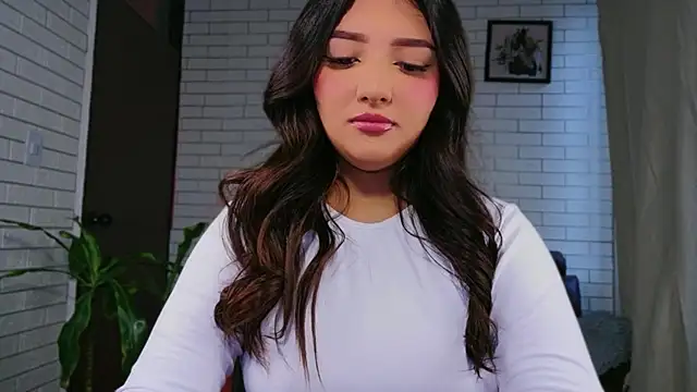 Snapshot of Catalu_x chatting on 02.13.26 Catalu x online show from 02.13.26