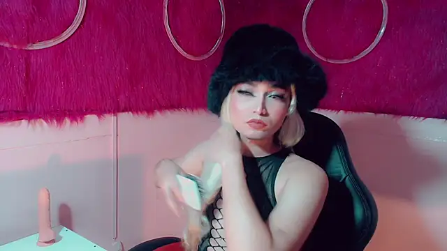 Snapshot of isabella_vogue chatting on 02.17.26 isabella vogue online show from 02.17.26