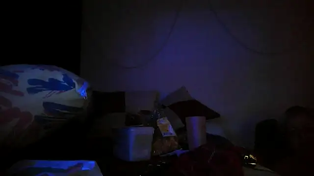 bialoba7 online show from 10.18.25