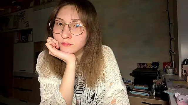 Snapshot of Miaaa_Moon chatting on 02.17.26 Miaaa Moon online show from 02.17.26