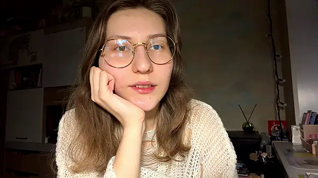 Miaaa Moon online show from 03.03.26