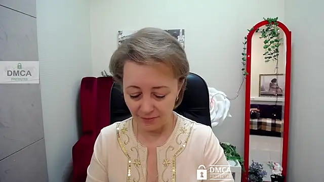 MONA W online show from 04.19.26