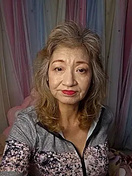 Snapshot of URAN429 chatting on 02.04.26 URAN429 online show from 02.04.26