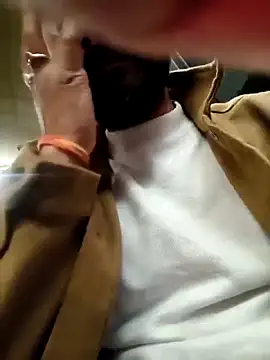 Snapshot of newtube0 chatting on 02.03.26 newtube0 online show from 02.03.26