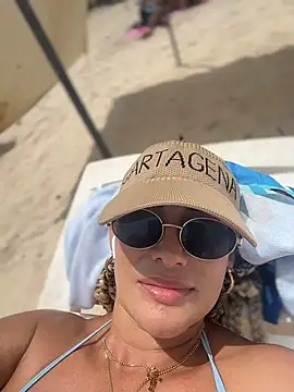 NahomiRoss online show from 04.11.26