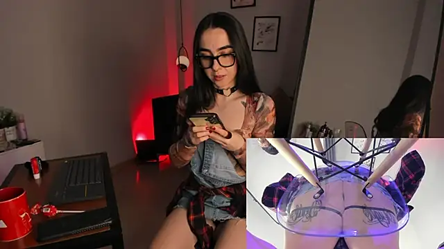 Luna tagliaferri online show from 04.14.26