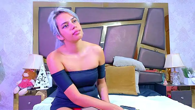 AlanaHouston online show from 04.11.26