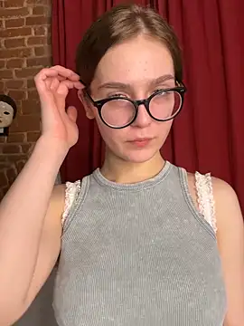 Snapshot of MyKittySayMeow chatting on 03.04.26 MyKittySayMeow online show from 03.04.26