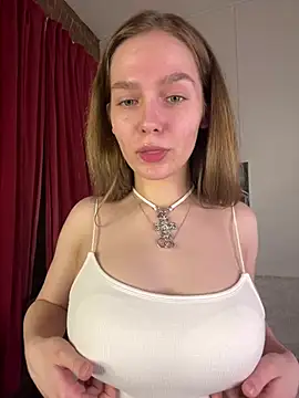 MyKittySayMeow online show from 04.23.26