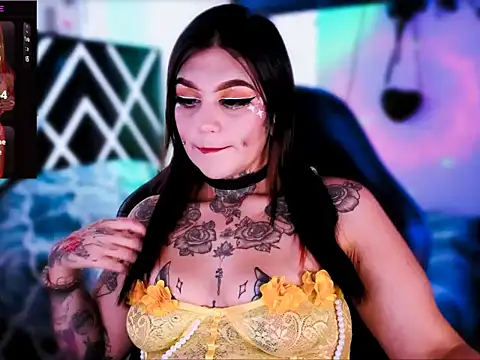 Snapshot of Zoeee_001 chatting on 02.06.26 Zoeee 001 online show from 02.06.26