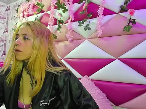 Dakota Angell  online show from 02.01.26