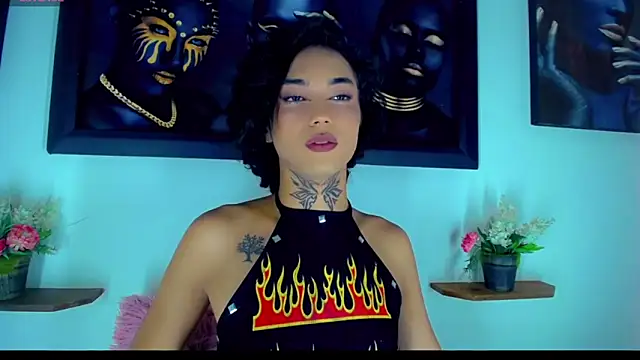 Snapshot of Darianna_Atehortua chatting on 02.18.26 Darianna Atehortua online show from 02.18.26