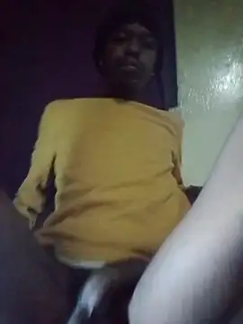 Snapshot of LLYSL chatting on 02.19.26 LLYSL online show from 02.19.26