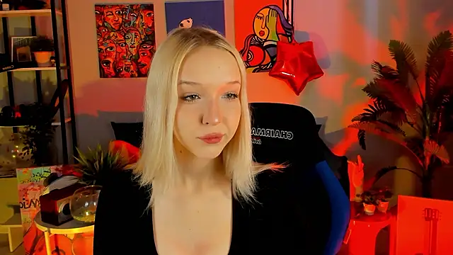 MaoqiBeverly online show from 03.12.26