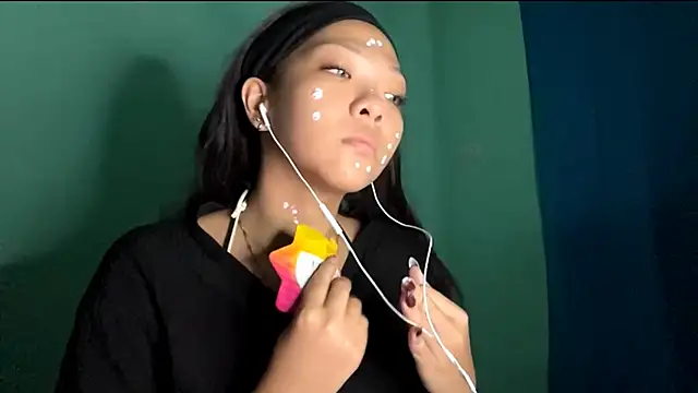 TerisaYellow online show from 02.16.26