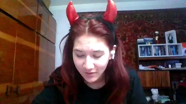 Snapshot of NickiKisinger chatting on 02.26.26 NickiKisinger online show from 02.26.26