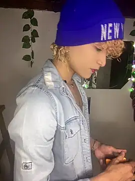 lucke collins22 online show from 02.12.26