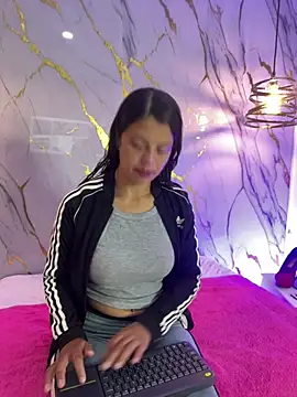 miarouse88 online show from 02.16.26