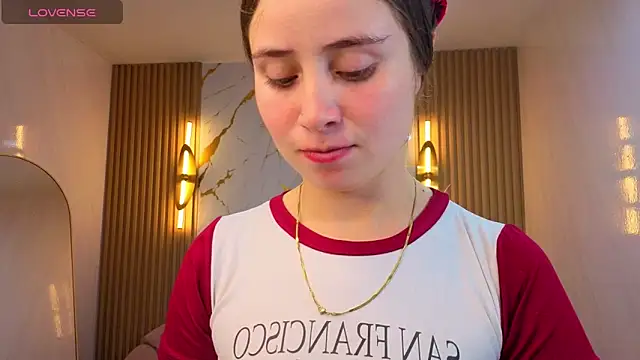 Ariana18 b online show from 02.28.26