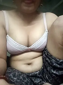 Snapshot of Annuhot143 chatting on 03.11.26 Annuhot143 online show from 03.11.26