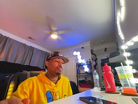 StillArQuez online show from 07.14.26