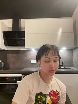Just-Lilly online show from 07.12.26