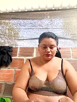 Snapshot of Lena_Cum69 chatting on 02.15.26 Lena Cum69 online show from 02.15.26